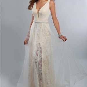 TWO PROM DRESSES FOUR SALE!!👗👗 (both worn once)